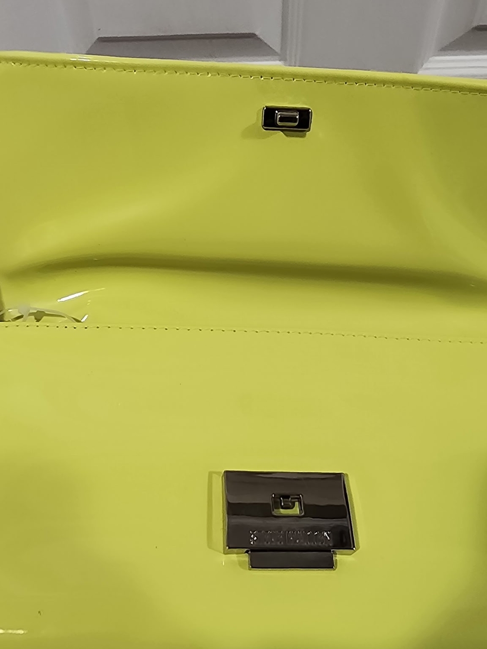 Steve Madden Yellow Chain-Strap Crossbody Bag - Picture 4 of 5